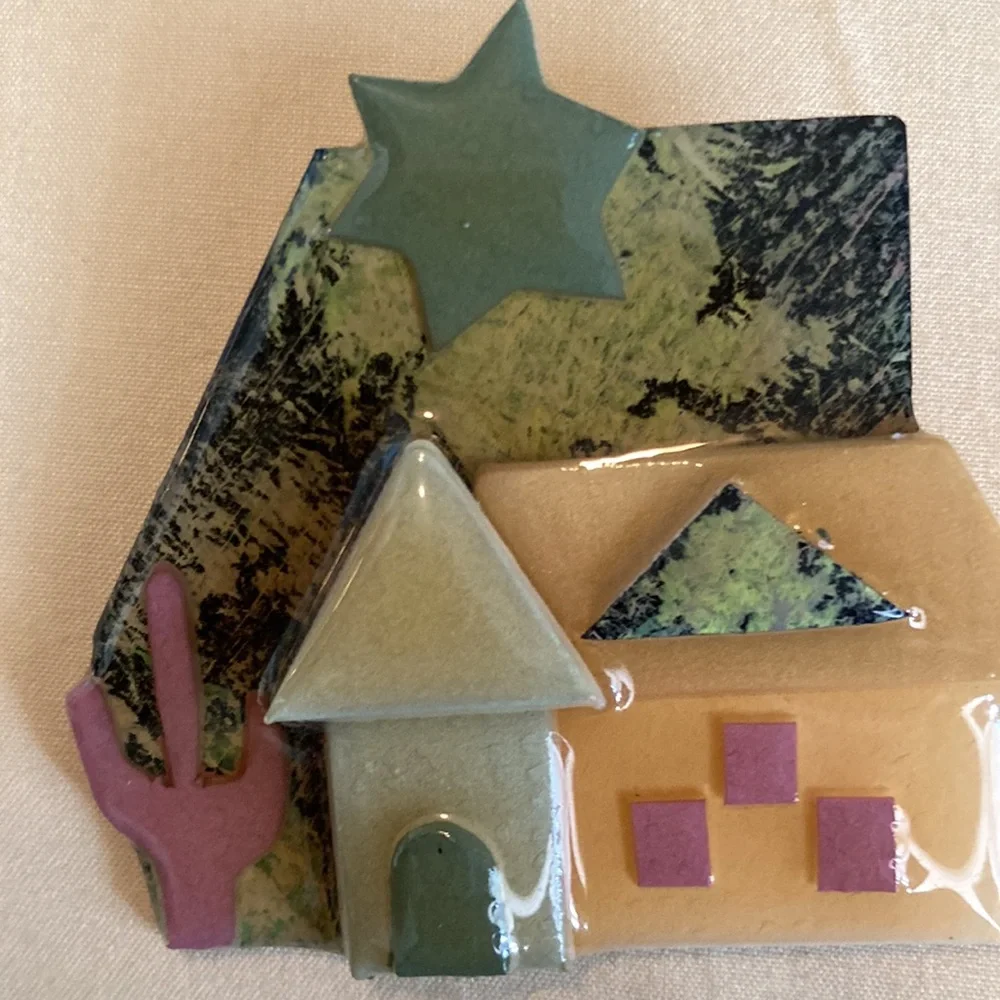 Lucinda collectables house